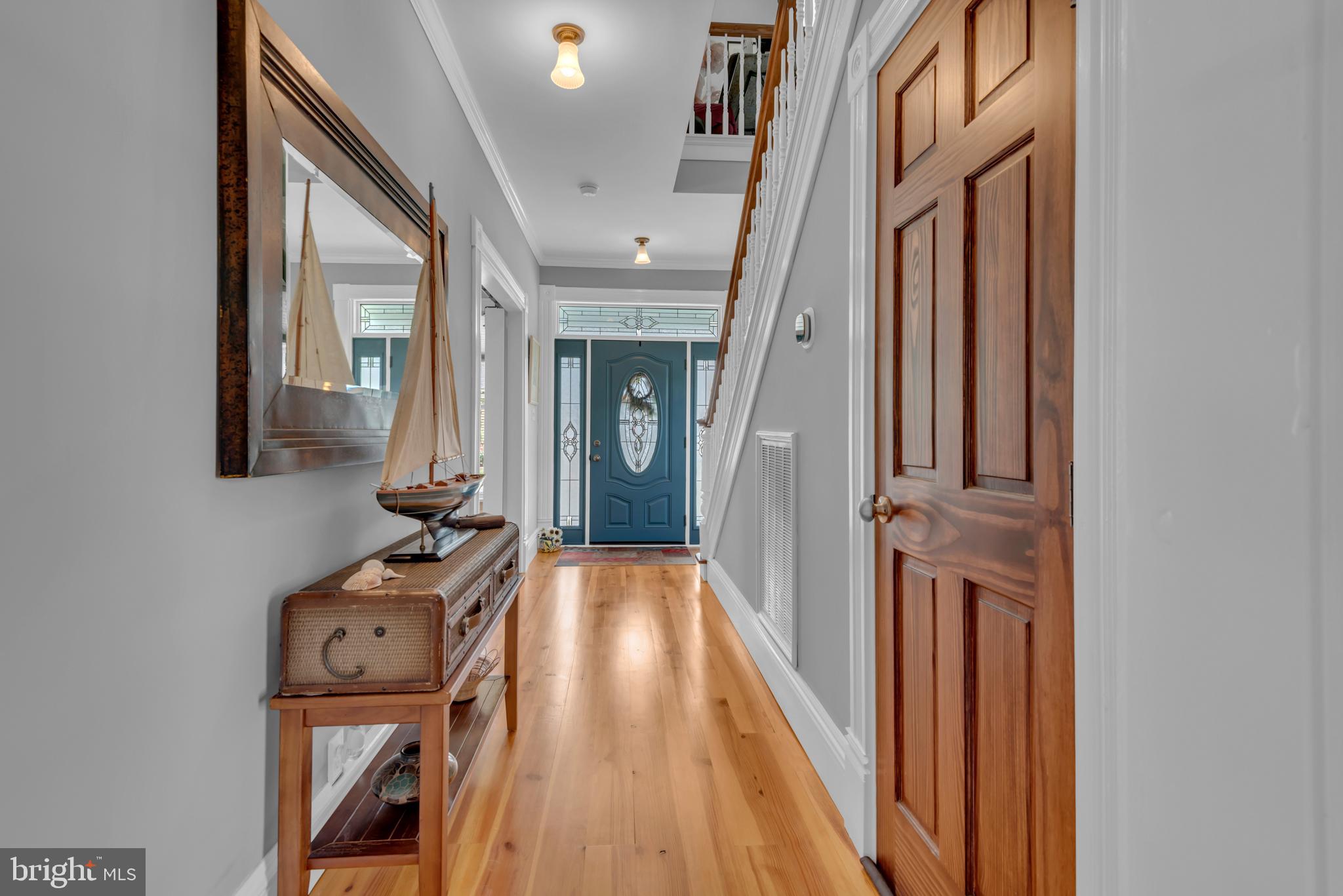 1109 Locust Street Cambridge, MD 21613 - Photo 9 of 67 Foyer