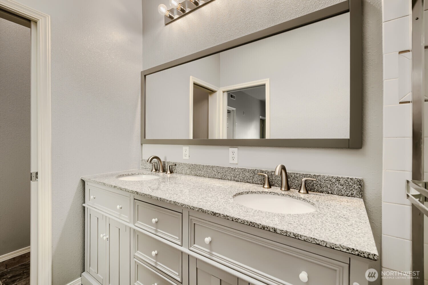 4635 Morris Avenue South, Unit I Renton, WA 98055 - Photo 18 of 24 Gallery Image 18