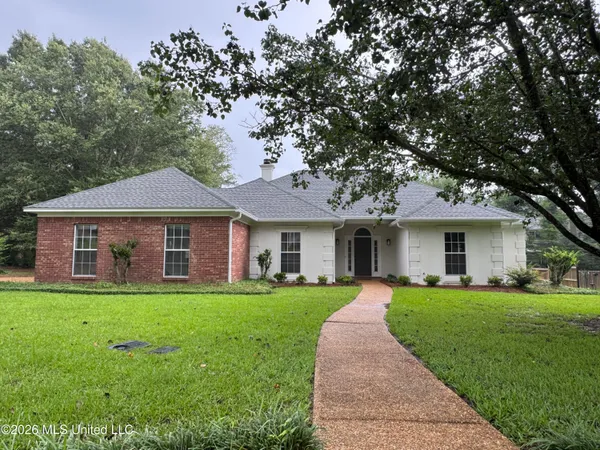 $344,900 | 76 Eastgate Drive, Brandon, MS 39042