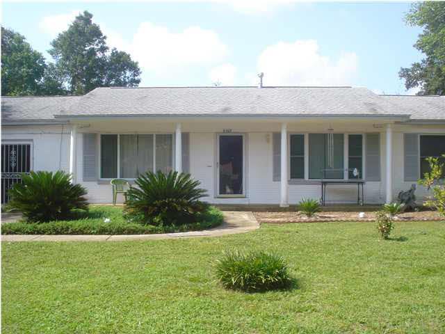 6469 Berryhill Road Milton, FL 32570 - Photo 1 of 11 Welcome to 6469 Berryhill Rd.