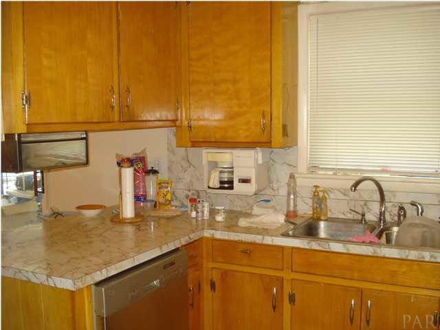 6469 Berryhill Road Milton, FL 32570 - Photo 5 of 11 Kitchen