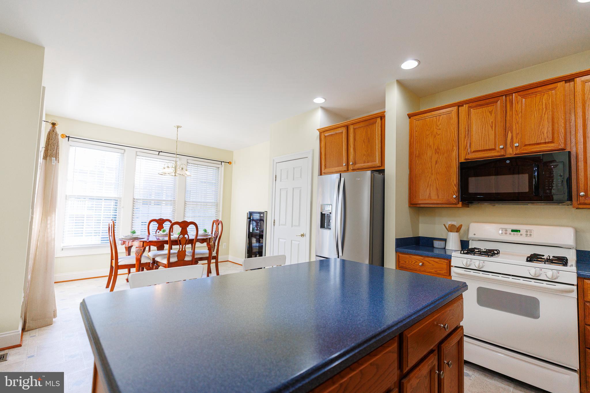 6844 Witton Circle Gainesville, VA 20155 - Photo 14 of 37