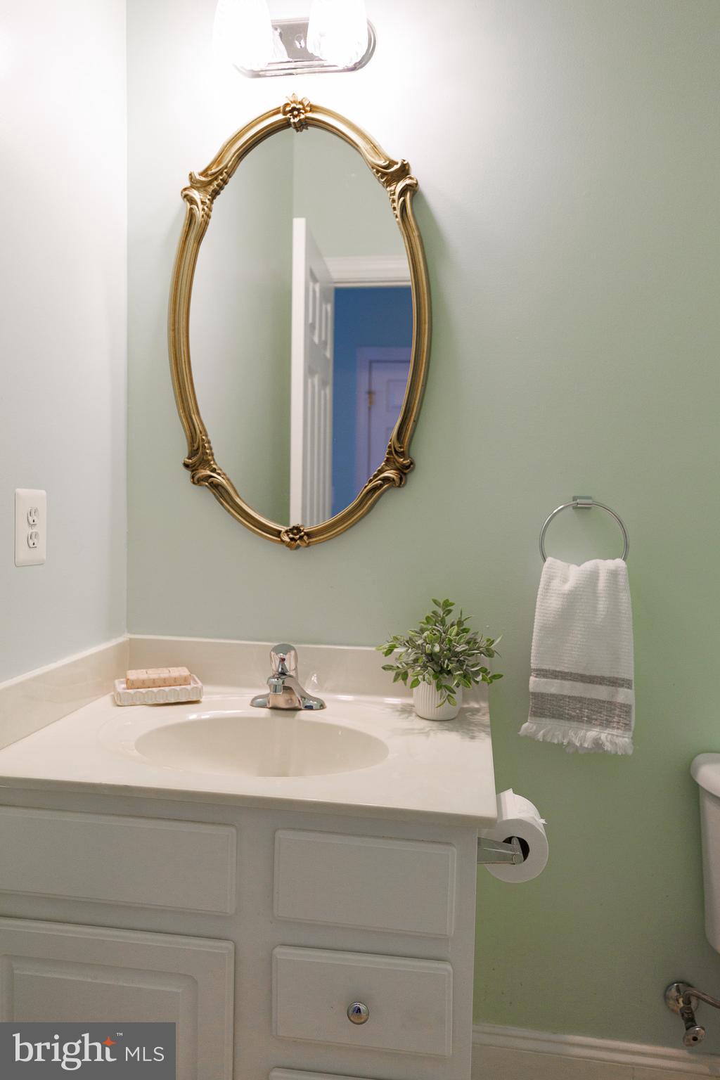 6844 Witton Circle Gainesville, VA 20155 - Photo 35 of 37