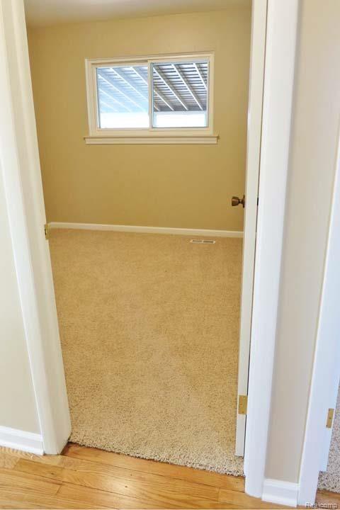 18000 Davidson Road Fraser, MI 48026 - Photo 14 of 26 house14bedroom1.jpg