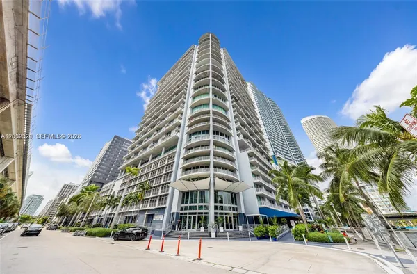 $2,999 | Neo Vertika, Miami, FL 33130