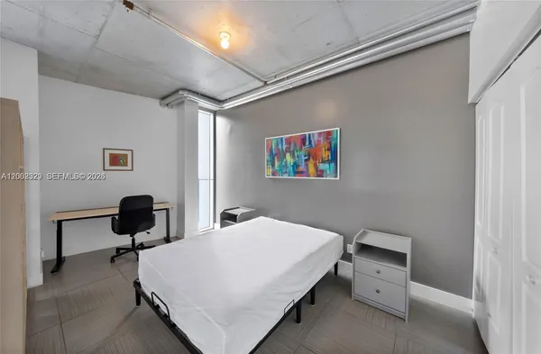$2,999 | Neo Vertika, Miami, FL 33130