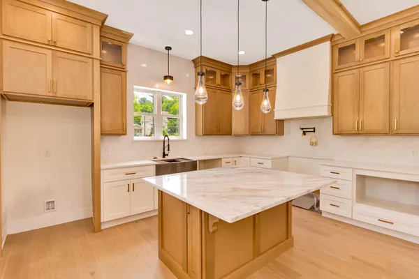 $795,000 | 1402 West 55th Street, Chattanooga, TN 37409