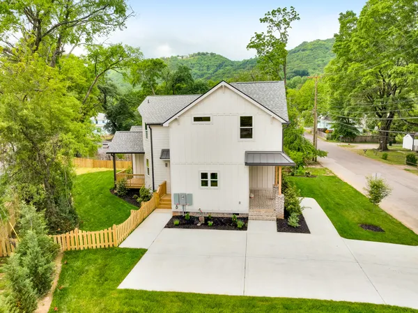 $795,000 | 1402 West 55th Street, Chattanooga, TN 37409