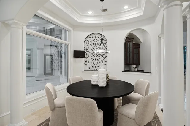 $2,850,000 | 5101 Huckleberry Circle, Houston, TX 77056