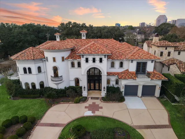 $2,850,000 | 5101 Huckleberry Circle, Houston, TX 77056