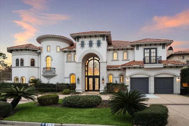 $2,850,000 | 5101 Huckleberry Circle, Houston, TX 77056