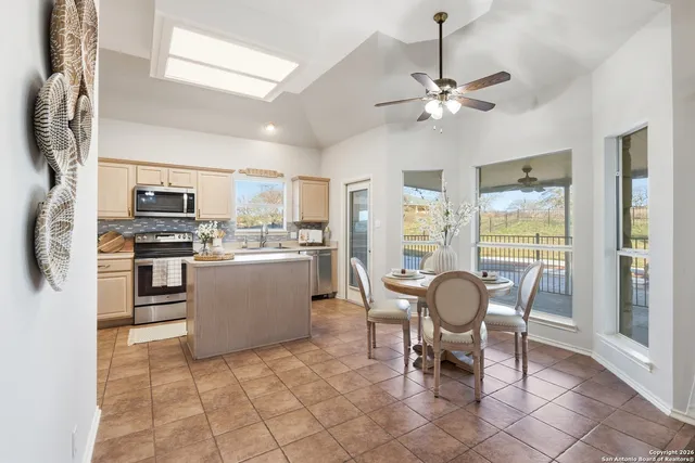 $389,000 | 144 Las Palomas Drive, La Vernia, TX 78121