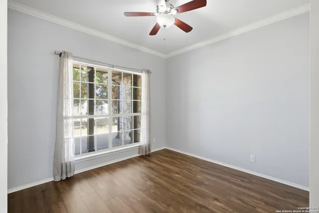 $389,000 | 144 Las Palomas Drive, La Vernia, TX 78121