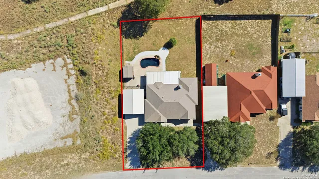 $389,000 | 144 Las Palomas Drive, La Vernia, TX 78121