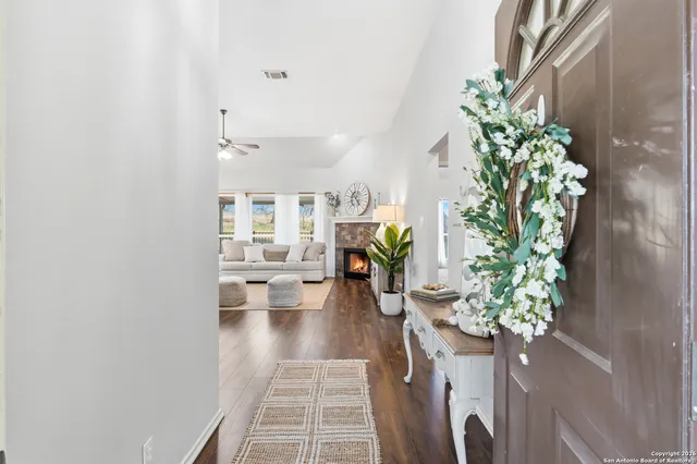 $389,000 | 144 Las Palomas Drive, La Vernia, TX 78121