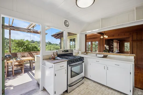 $1,729,000 | 50 Dundee Way, Inverness, CA 94937