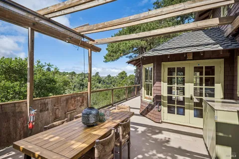 $1,729,000 | 50 Dundee Way, Inverness, CA 94937