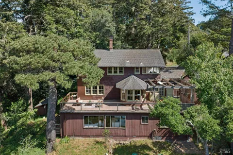$1,729,000 | 50 Dundee Way, Inverness, CA 94937