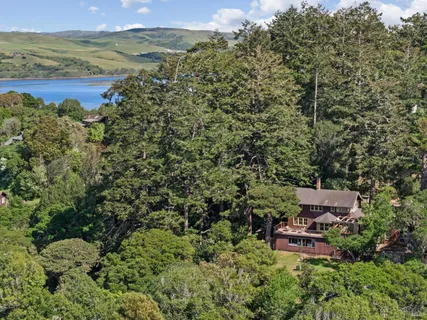 $1,729,000 | 50 Dundee Way, Inverness, CA 94937