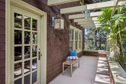 $1,729,000 | 50 Dundee Way, Inverness, CA 94937