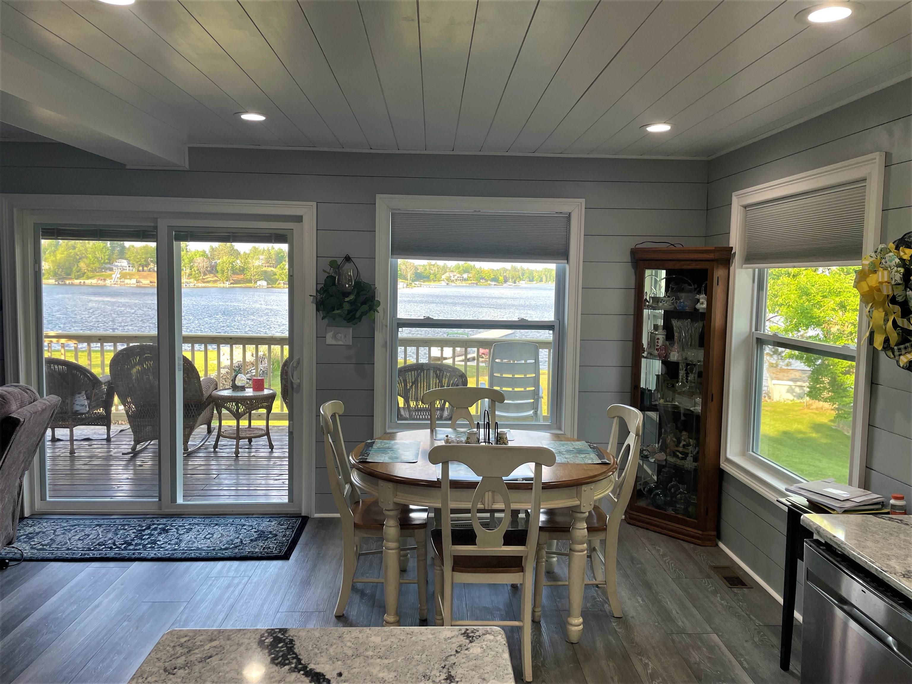 622 Maple Road Lupton, MI 48635 - Photo 4 of 20 1911978-3.JPG