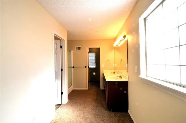 $265,000 | 9584 North Main Street, Kansas City, MO 64155