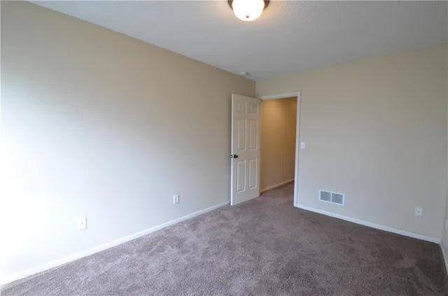 $265,000 | 9584 North Main Street, Kansas City, MO 64155