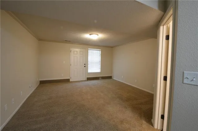 $265,000 | 9584 North Main Street, Kansas City, MO 64155