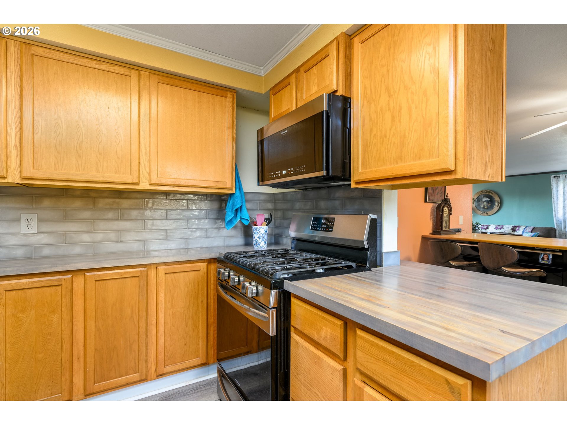 4747 Southeast Chase Road Gresham, OR 97080 - Photo 17 of 38