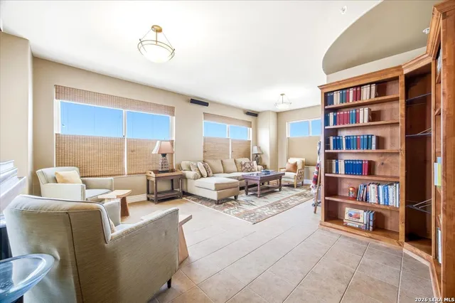 $499,990 | 215 Center Street, Unit 1503, San Antonio, TX 78202