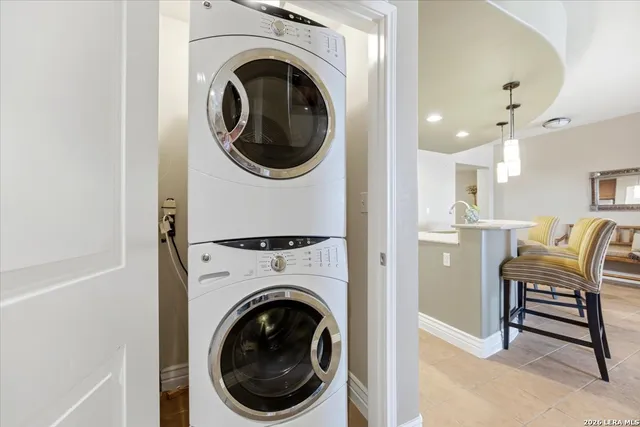 $499,990 | 215 Center Street, Unit 1503, San Antonio, TX 78202