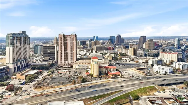 $499,990 | 215 Center Street, Unit 1503, San Antonio, TX 78202