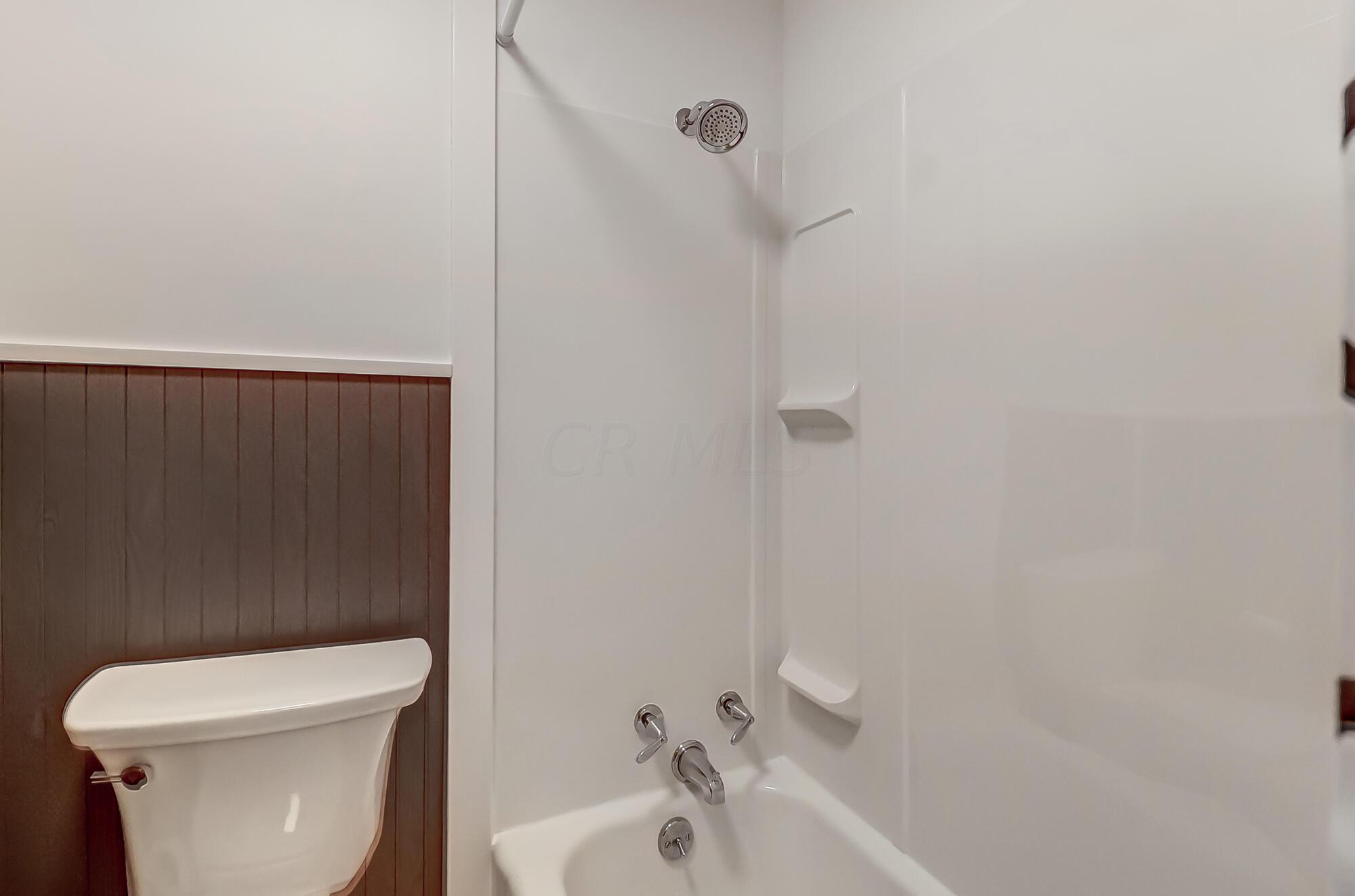4467 Wanda Lane Road Columbus, OH 43224 - Photo 23 of 36 023