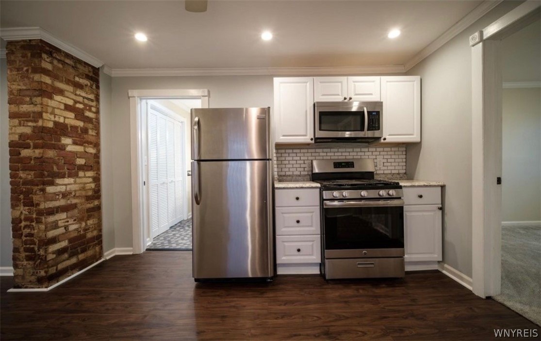 497 West Avenue Buffalo, NY 14213 - Photo 4 of 11