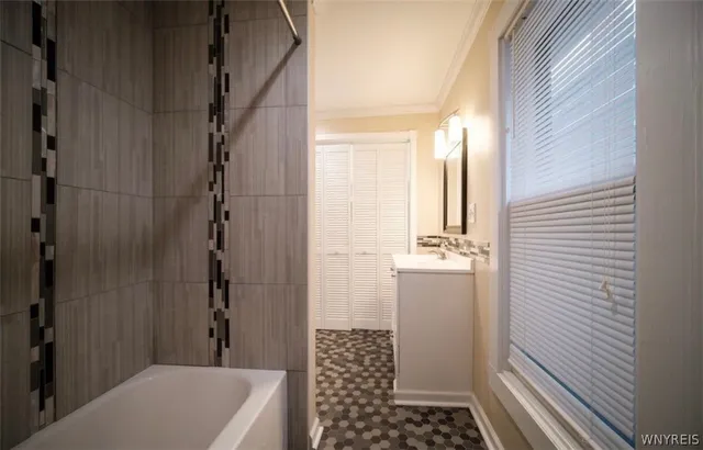 $1,500 | 497 West Avenue, Buffalo, NY 14213