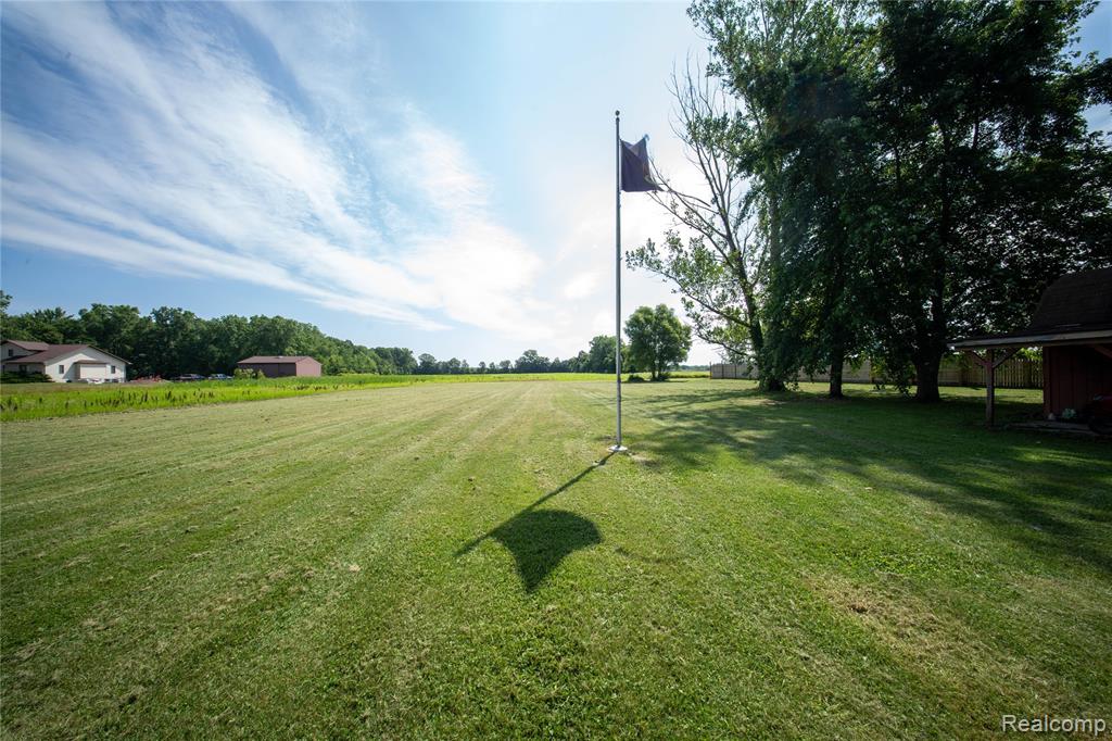 6146 Duffield Road Flushing, MI 48433 - Photo 11 of 37