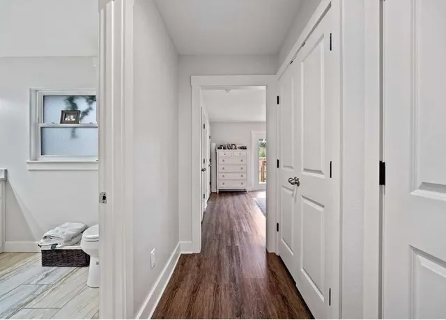 $2,995 | 210 Wilshire Place, Corpus Christi, TX 78411