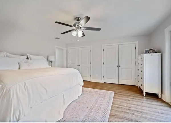 $2,995 | 210 Wilshire Place, Corpus Christi, TX 78411