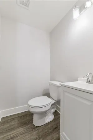$2,995 | 210 Wilshire Place, Corpus Christi, TX 78411