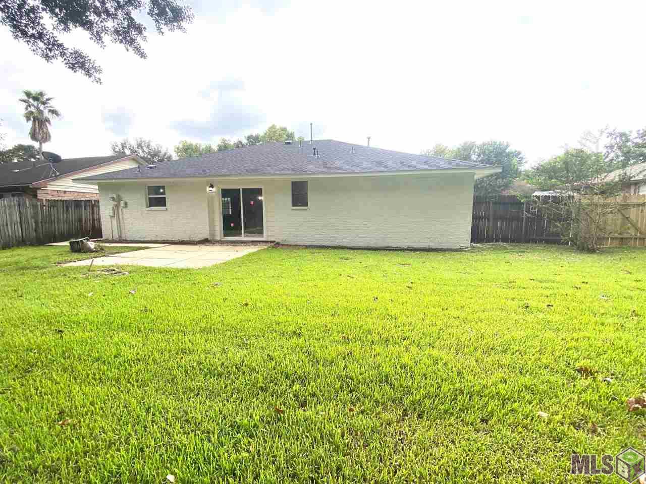 13742 Rampart Court Baton Rouge, LA 70810 - Photo 8 of 12 Gallery Image 8