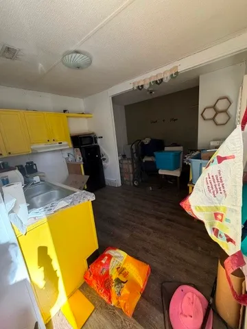 $220,000 | 16465 Hickory Road, Conroe, TX 77302