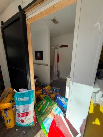 $220,000 | 16465 Hickory Road, Conroe, TX 77302