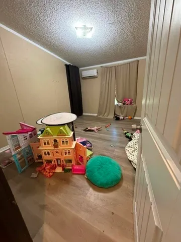 $220,000 | 16465 Hickory Road, Conroe, TX 77302