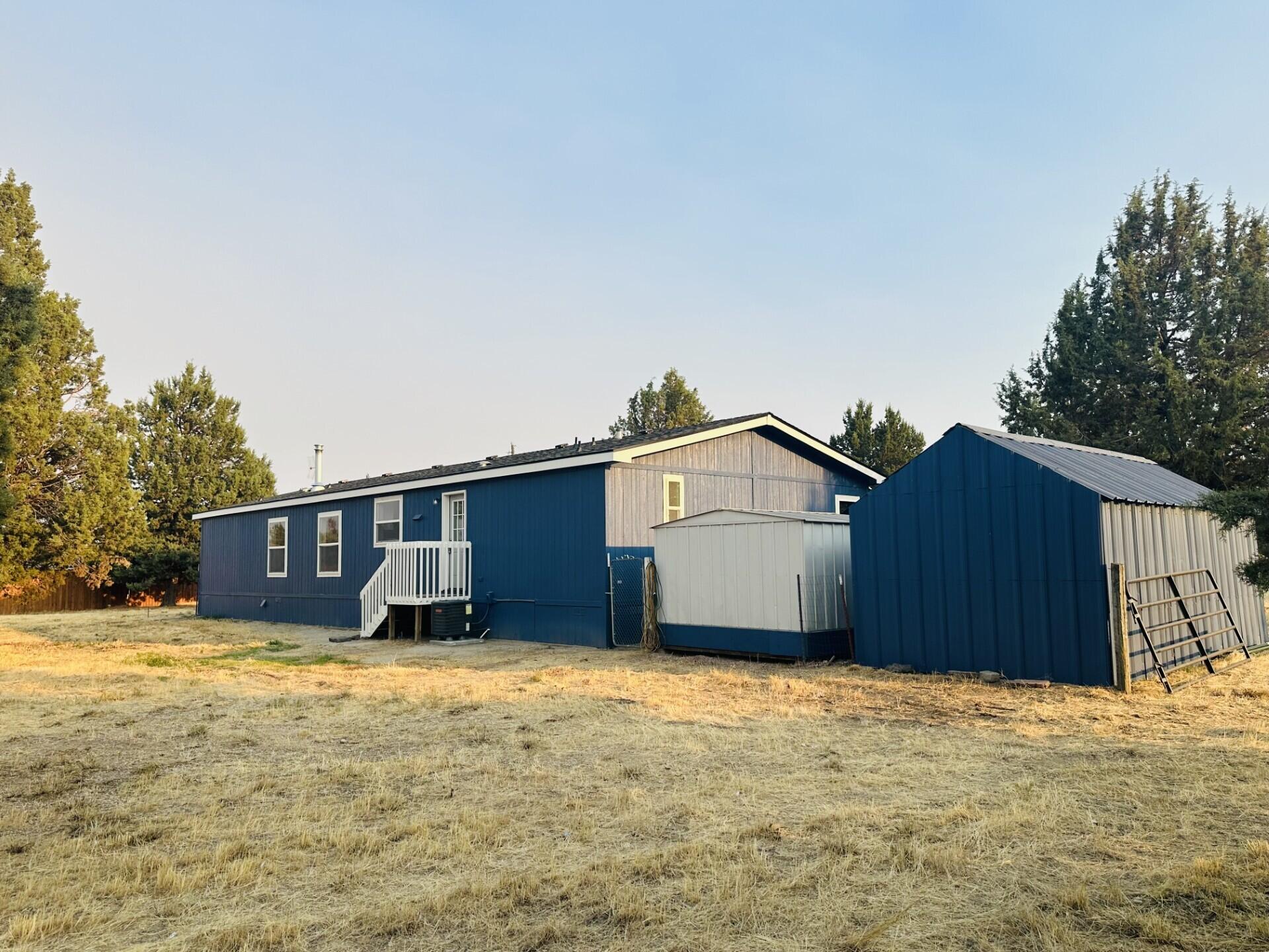 12975 Southwest Wheat Grass Road Terrebonne, OR 97760 - Photo 24 of 31 Exterior 6