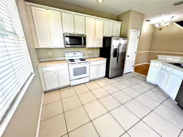 $1,900 | 3792 Mahony Lane, Sarasota, FL 34233