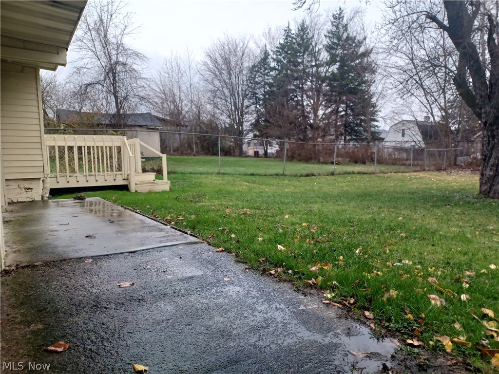 2450 Vestal Road Youngstown, OH 44509 - Photo 9 of 17