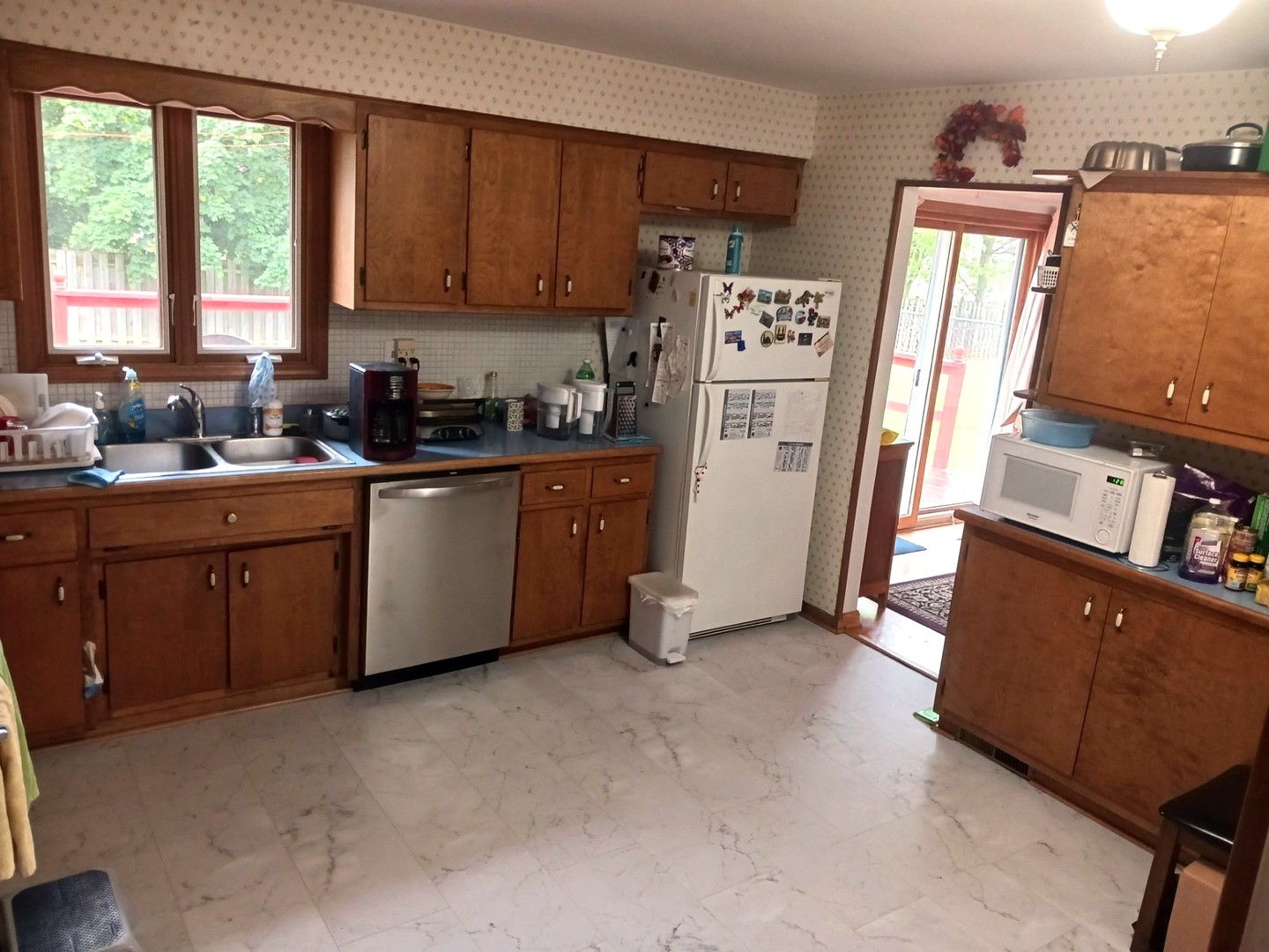 7827 Rohrer Drive Downers Grove, IL 60516 - Photo 10 of 18