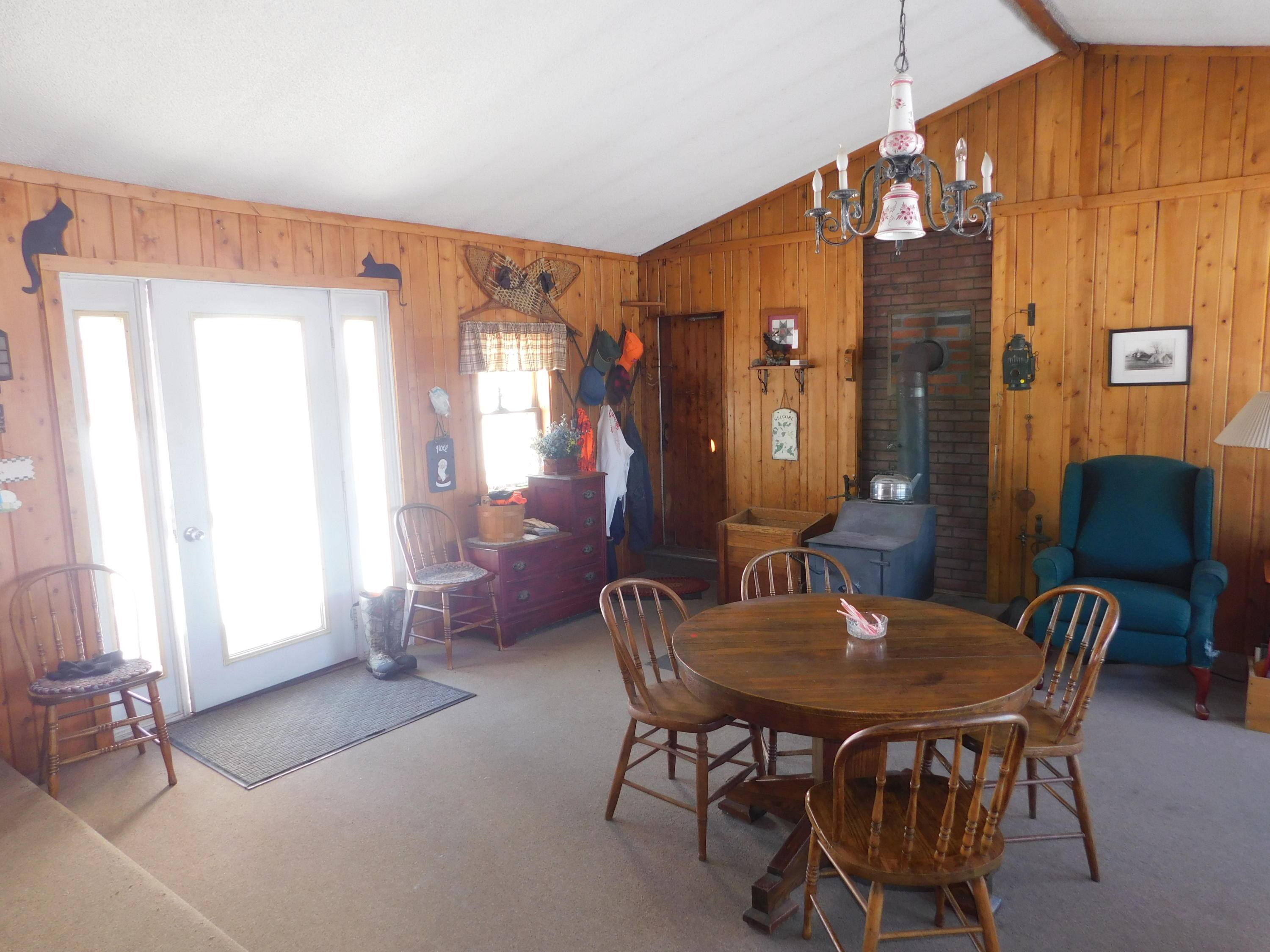 532 Town Farm Road Oakland, ME 04963 - Photo 3 of 25 Family Room