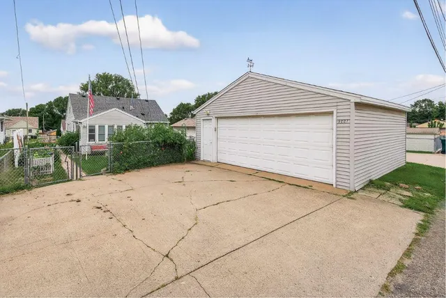 $300,000 | 5227 5th Street Northeast, Columbia Heights, MN 55421