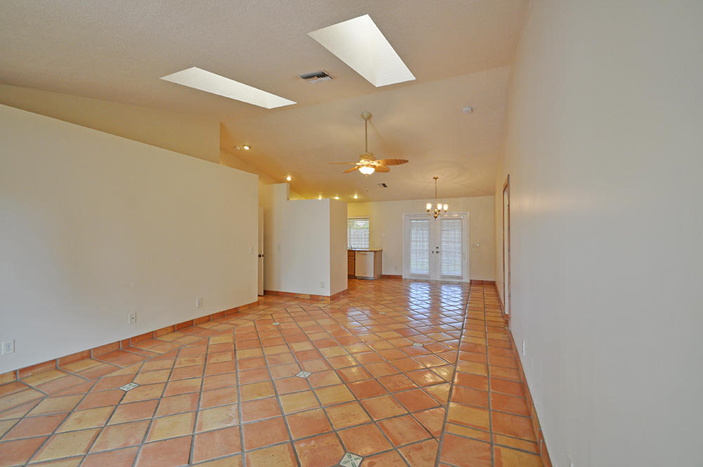 6229 Ungerer Street Jupiter, FL 33458 - Photo 4 of 28 Great Room